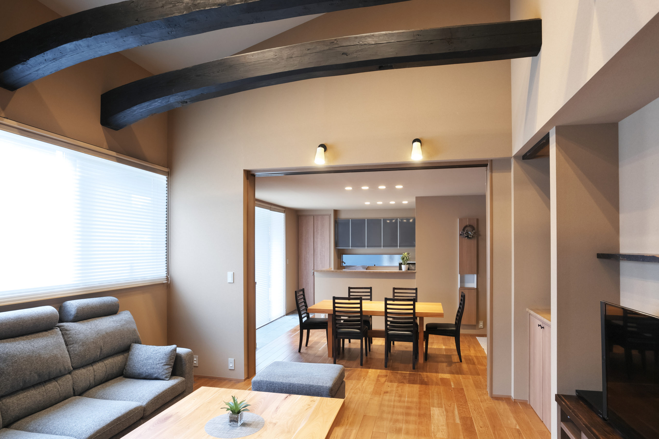 CASE 002 | 新築-HOUSE