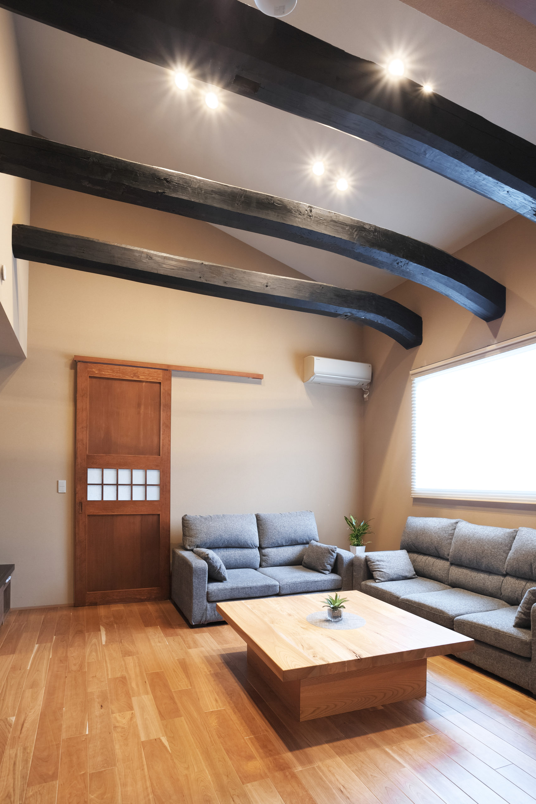 CASE 002 | 新築-HOUSE